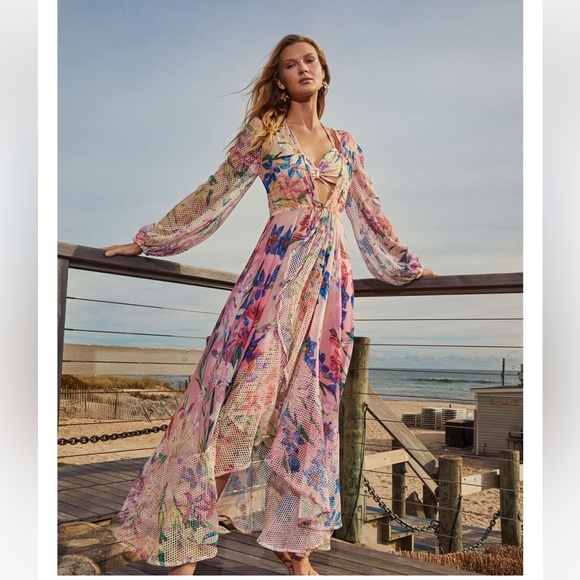 PatBO Other - PATBO Iris Crochet Robe